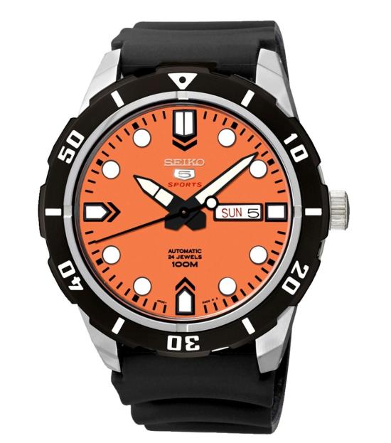 Seiko SRP675K1 5 Sports Automatic watch